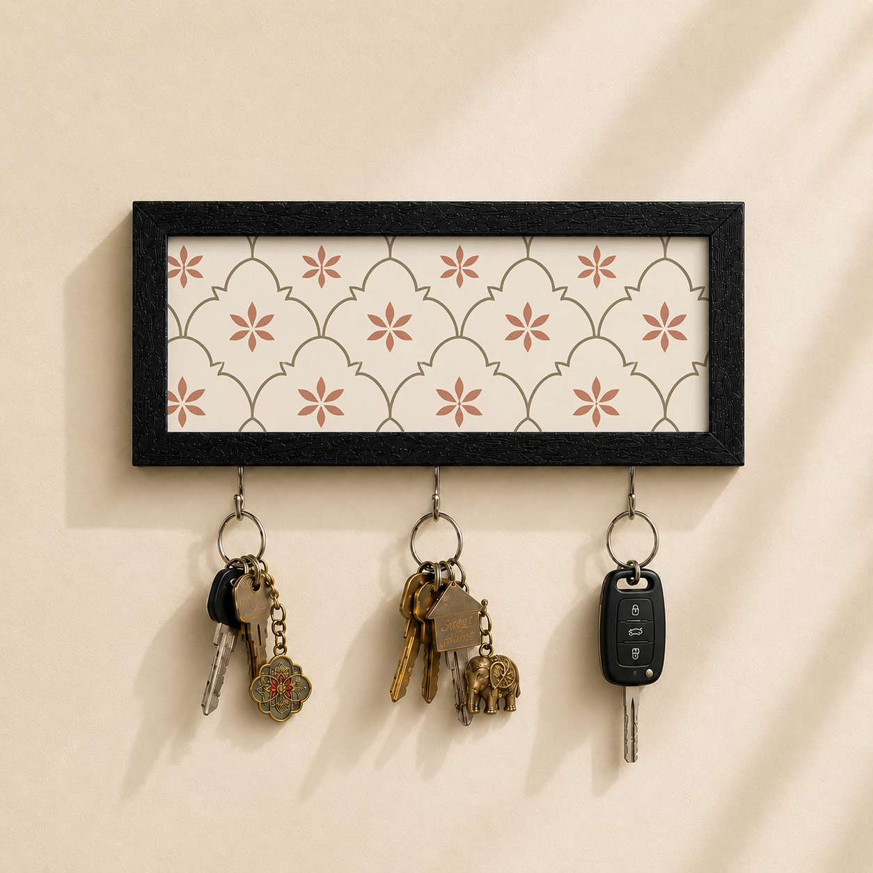 Floral Motif Key Holder
