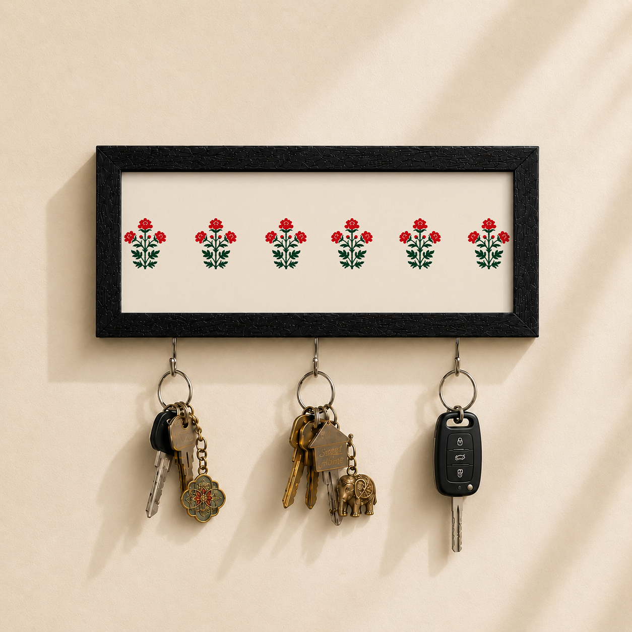 Beige and Roses key holder from Purnam, front view
